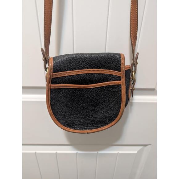 Vintage Dooney & Bourke Saddle Bag Dark Navy Blue Leather  Vintage Dooney & Bourke Saddle Bag Dark Navy Blue Leather Crossbody Shoulder Bag